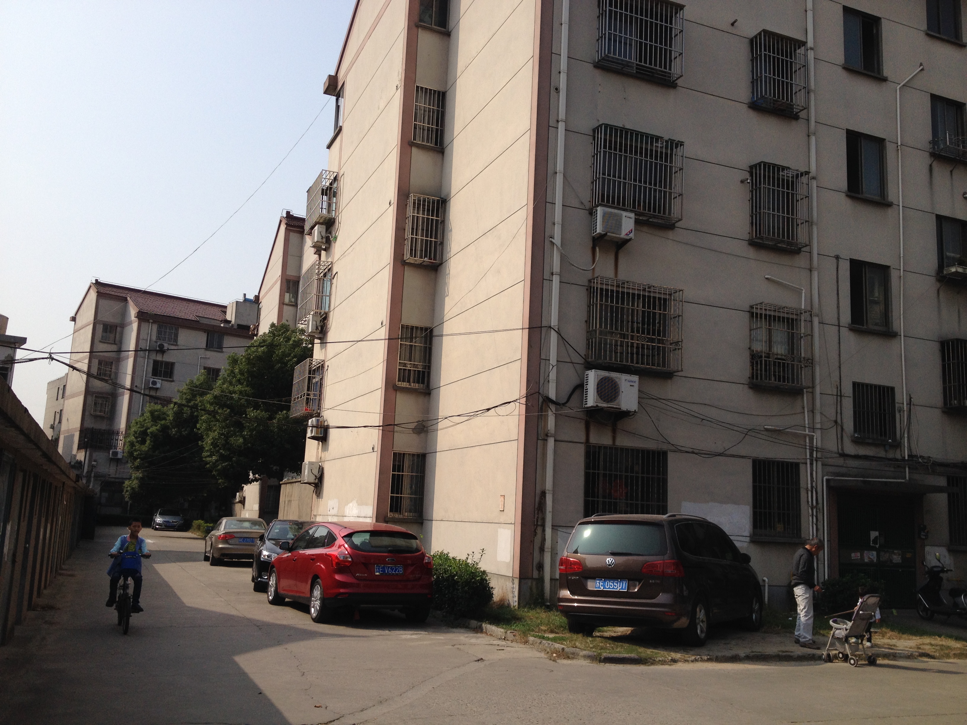 西塘小区 3室2厅2卫 120平方米 2000元/月出租