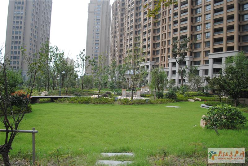 苏高新天城花园靠近地铁4号线和吴江汽车站